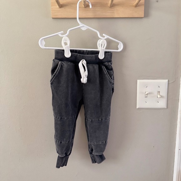millie + roo Other - Millie + Roo joggers 12/18m